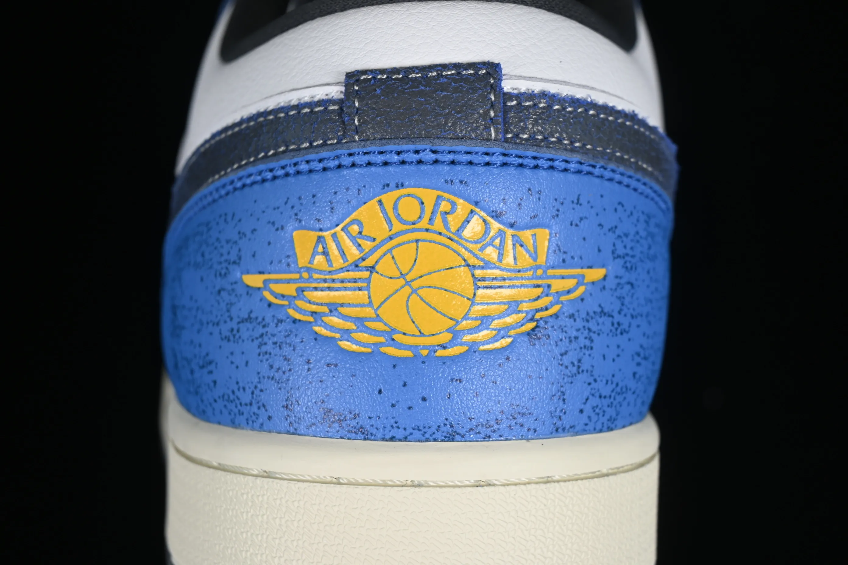 All categories Air Jordan Jordan series basketball shoes Air Jordan 1 Low Air Jordan 1 Low "Flight Vintage" AJ1 Joe 1 distressed white and blue FV8439-104
